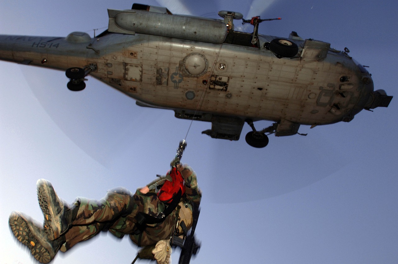 helicopter, navy, sky-81697.jpg